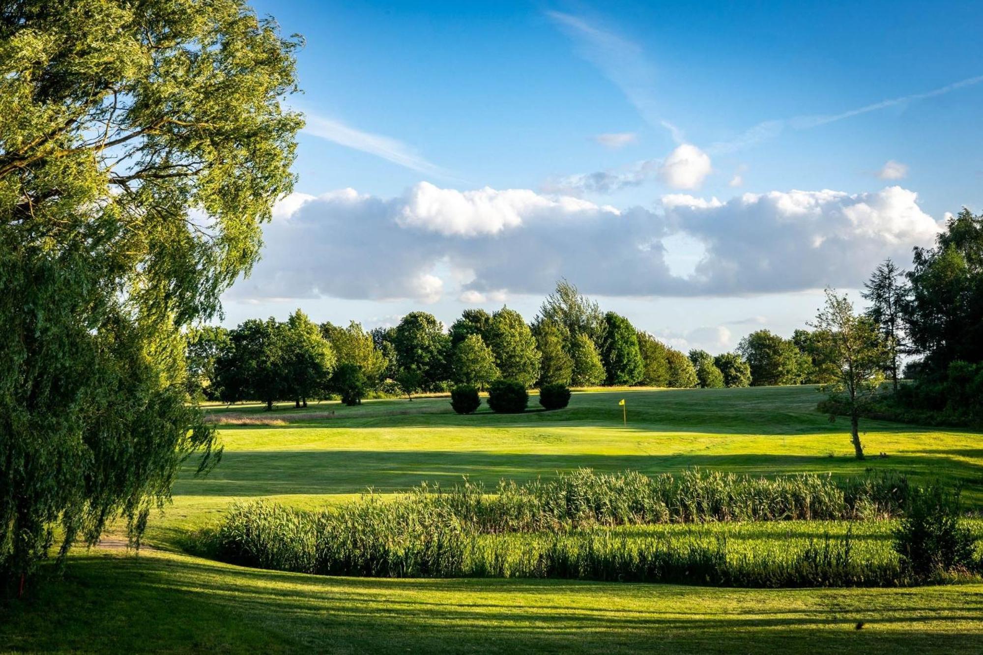Golfplatz Ploener See Grosser Ploener See Bosau Luaran gambar